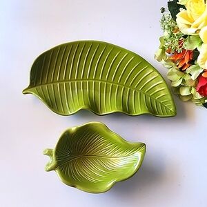 Set of 2 Gates Ware, Platter and Bowl.